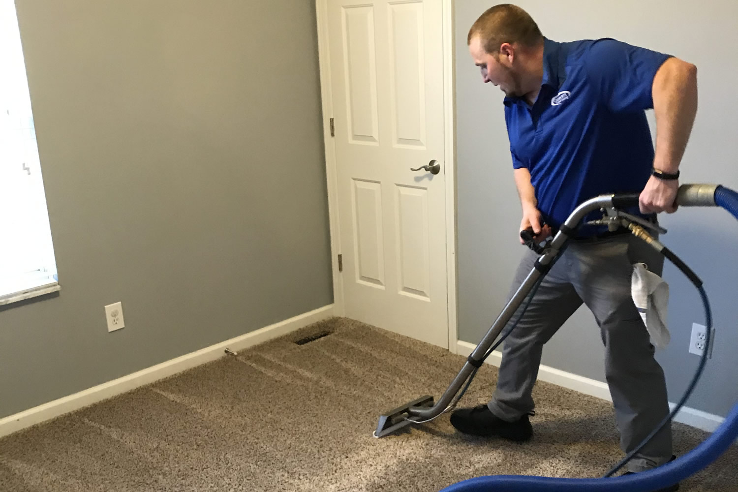 carolina-clean-pro-carpet-cleaning-upholstery-tile-grout-cleaning-hard-floor-hardwood-floor-cleaning-service-for-Garner-Raleigh-Cary-Clayton-Smithfield-Johnston-County-Wake-County-NC-13